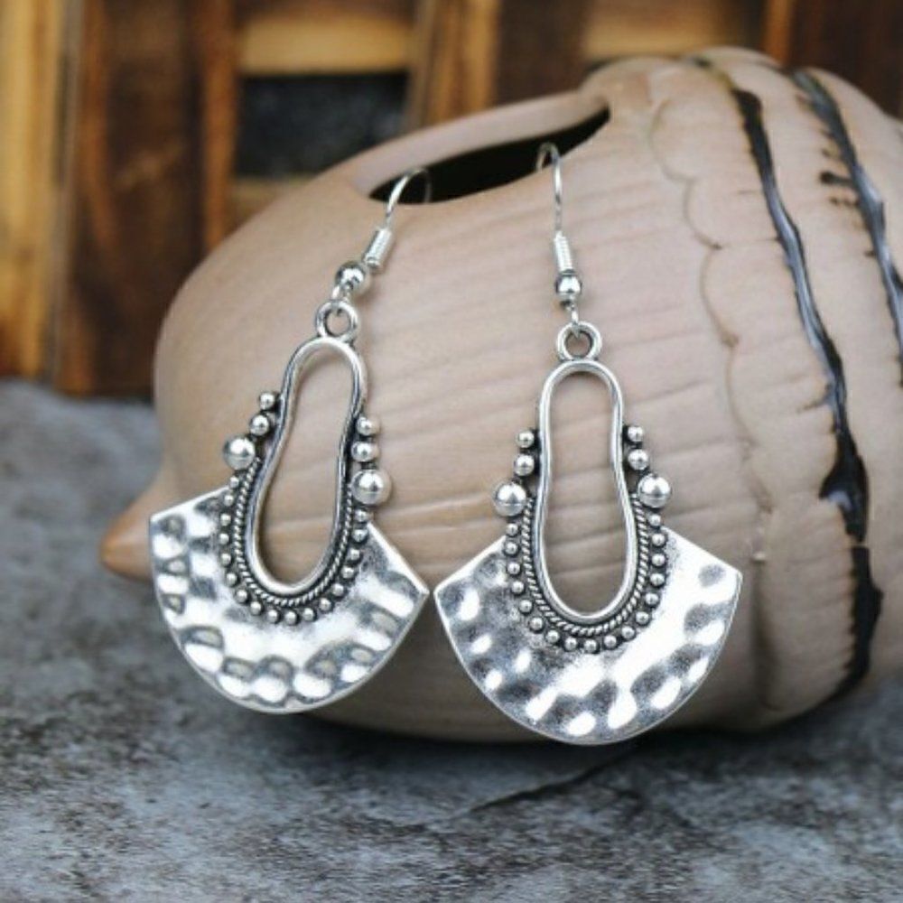 BOHO HAMMERED DANGLE 14K WHITE GOLD PLATED EARRINGS